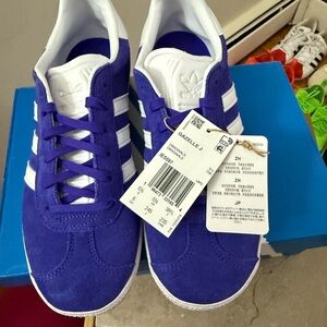 Adidas Gazelle’s Brand New
